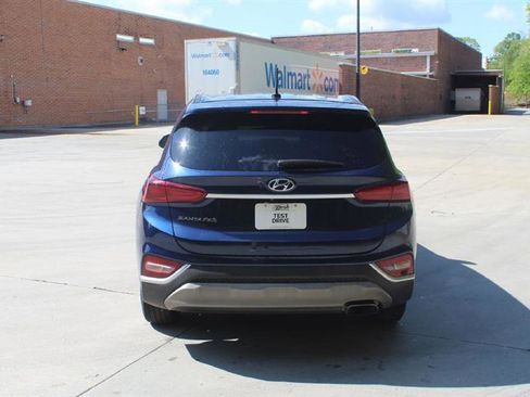 Used 2019 Hyundai Santa Fe SE image 4