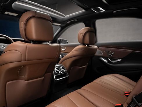 Used 2016 Mercedes-Benz S 550 4MATIC Sedan image 70