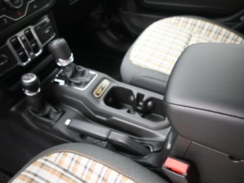 New 2026 Jeep Gladiator Sport AWD/4WD image 31