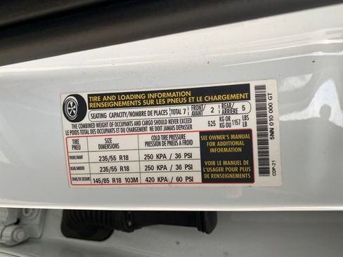 Used 2022 Volkswagen Tiguan SE image 26