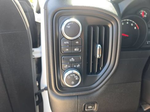 Used 2024 GMC Sierra 1500 Pro w/ Fleet Convenience Package AWD/4WD image 17