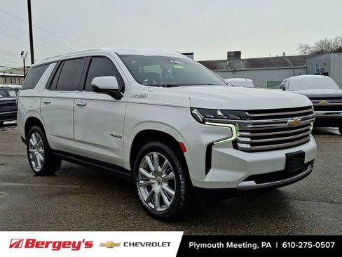 Used 2021 Chevrolet Tahoe High Country w/ Premium Package image 2