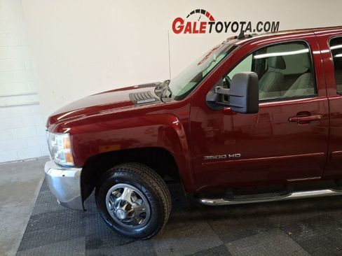 Used 2008 Chevrolet Silverado 3500 LTZ w/ Sun And Navigation Package image 5