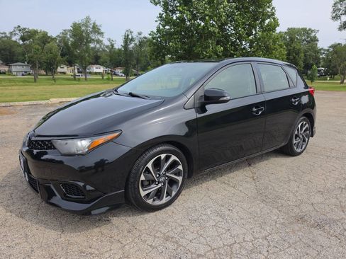 Used 2016 Scion iM FWD image 2