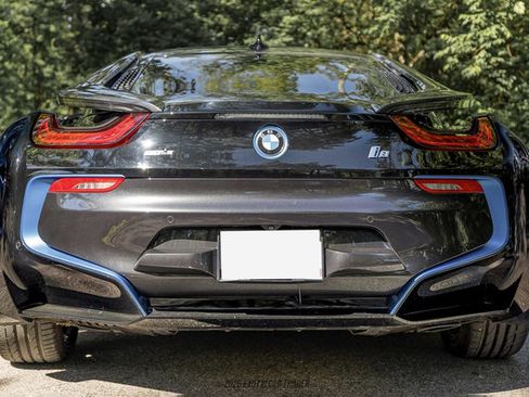 Used 2015 BMW i8 AWD/4WD image 7