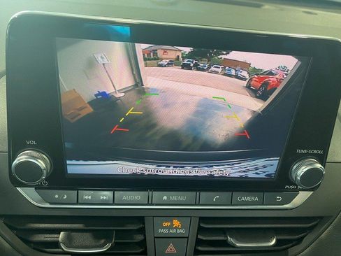 Used 2020 Nissan Altima 2.5 S FWD image 26