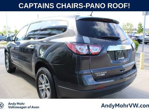 Used 2017 Chevrolet Traverse LT FWD image 4
