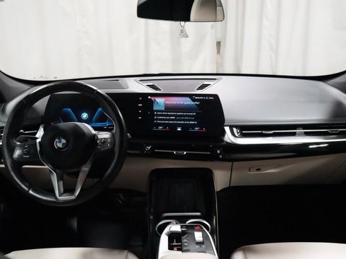 Used 2023 BMW X1 xDrive28i w/ Premium Package image 8