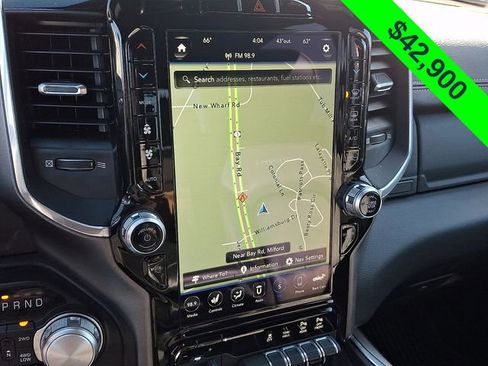 Used 2021 RAM 1500 Laramie image 16