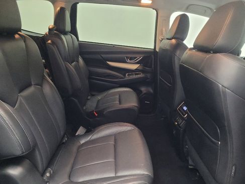 Used 2021 Subaru Ascent Limited w/ Technology Package image 19