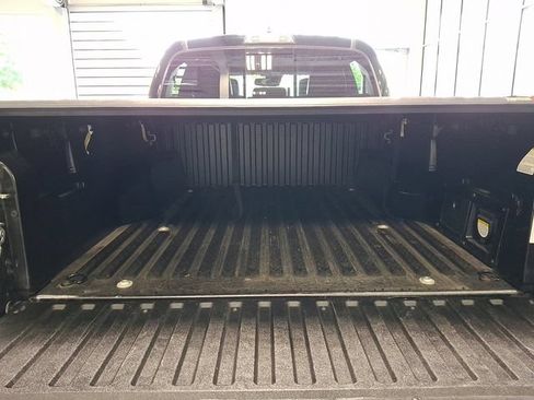 Used 2019 Toyota Tacoma TRD Pro AWD/4WD image 28