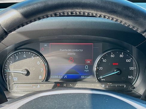 Used 2021 Ford Explorer XLT image 11