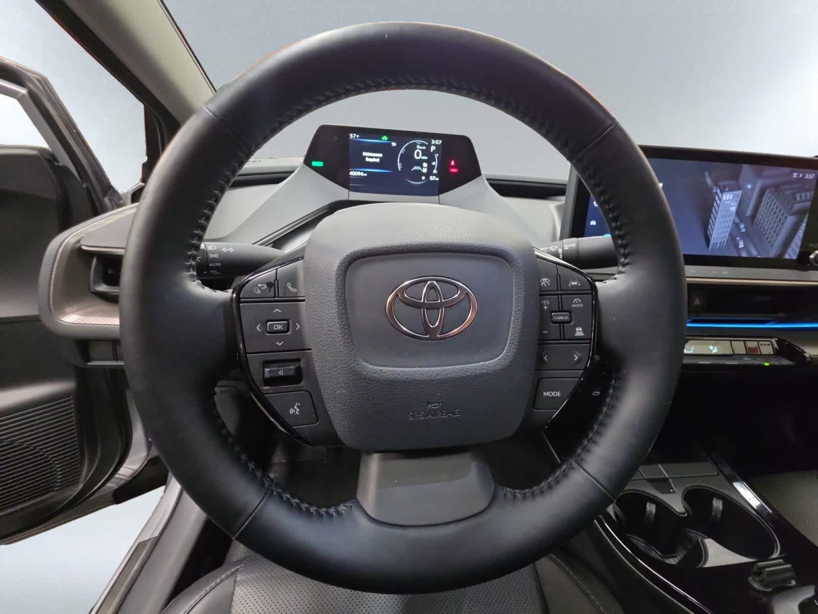 Used 2024 Toyota Prius XLE AWD/4WD image 17