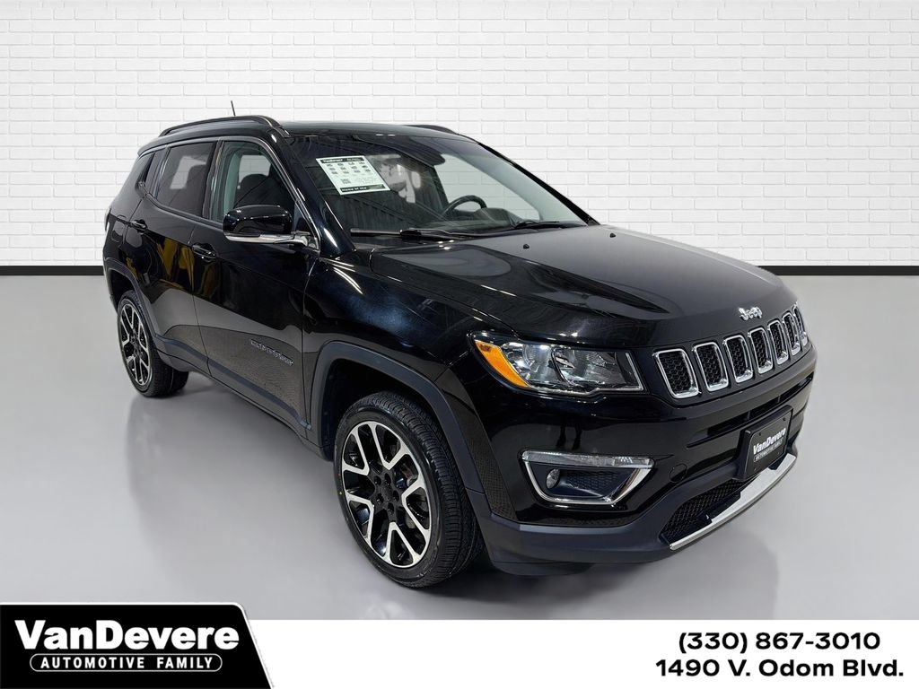 Used 2018 Jeep Compass Limited w/ Navigation Group AWD/4WD image 1