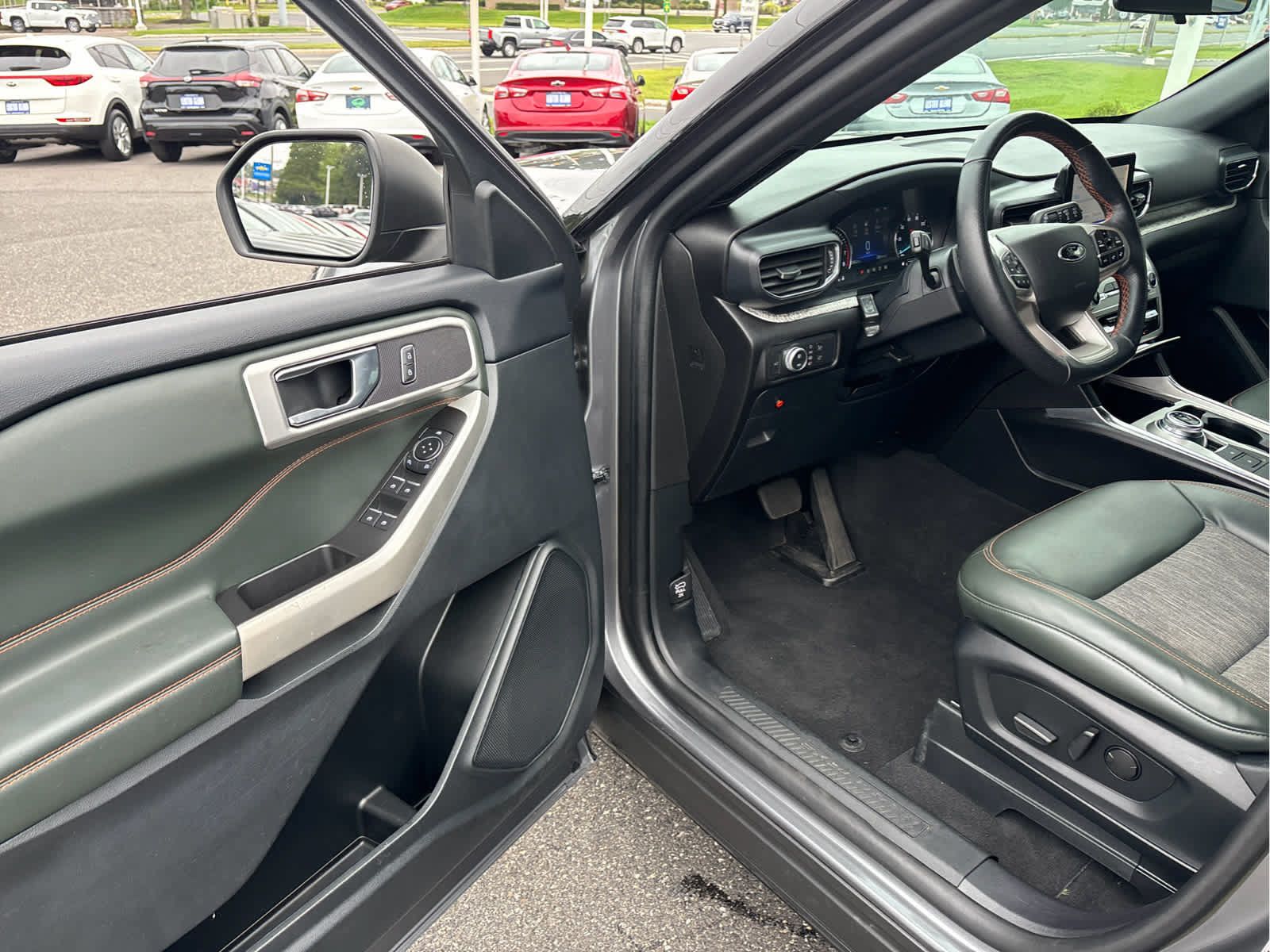 Used 2022 Ford Explorer Timberline AWD/4WD image 7