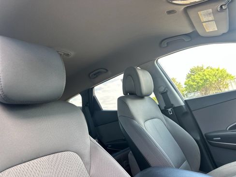 Used 2014 Hyundai Santa Fe Sport w/ Popular Equipment Package 02 AWD/4WD image 17