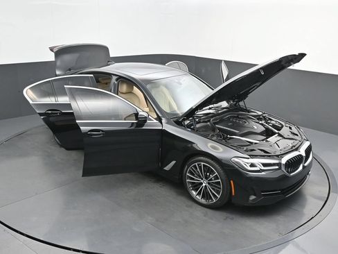 Used 2022 BMW 530i w/ Convenience Package RWD image 55