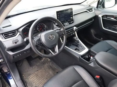 Used 2021 Toyota RAV4 XLE Premium AWD/4WD image 11