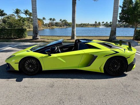 Used 2016 Lamborghini Aventador LP 750-4 Superveloce image 12