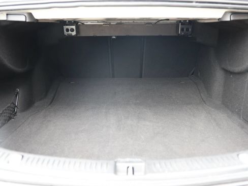 Used 2019 Mercedes-Benz E 300 4MATIC image 33