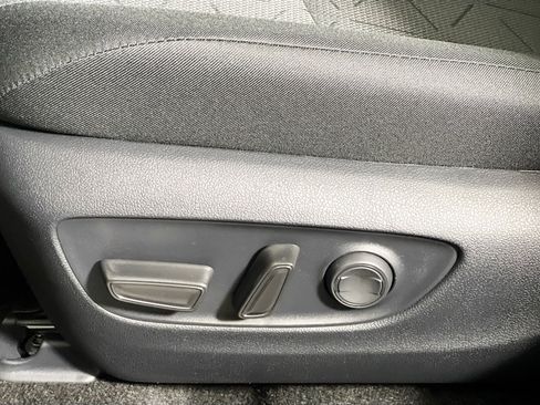 New 2025 Toyota RAV4 XLE image 15