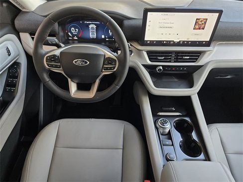 New 2025 Ford Explorer Active w/ Active Comfort Package image 20
