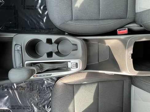 Used 2024 Chevrolet Trax LS w/ LS Convenience Package image 15