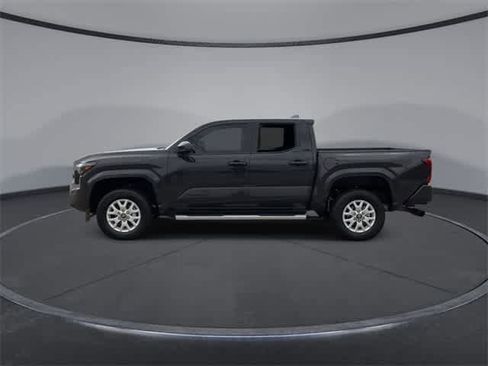 Certified 2025 Toyota Tacoma SR5 image 5