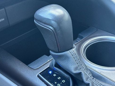 Used 2022 Toyota Camry SE image 20