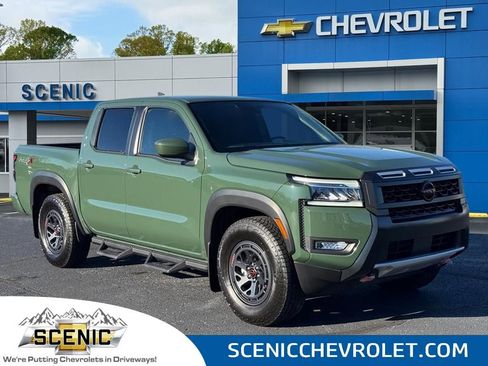 Used 2025 Nissan Frontier Pro-X image 1