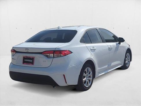 New 2025 Toyota Corolla LE image 5