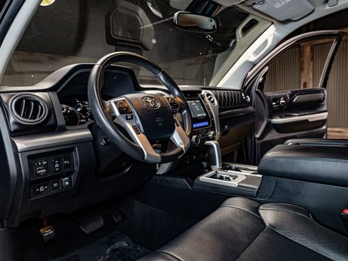 Used 2018 Toyota Tundra Platinum image 12