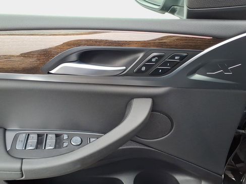 Used 2022 BMW X3 xDrive30i w/ Convenience Package image 18