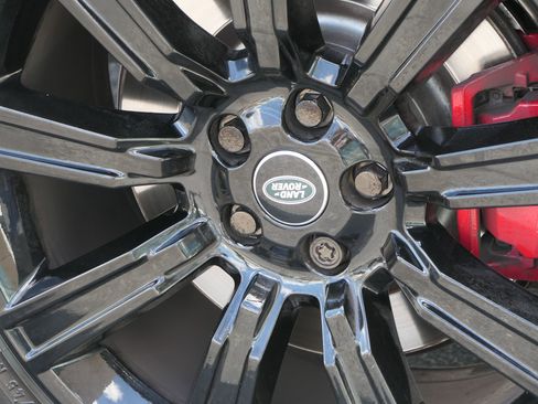 Used 2018 Land Rover Range Rover Sport Supercharged image 12