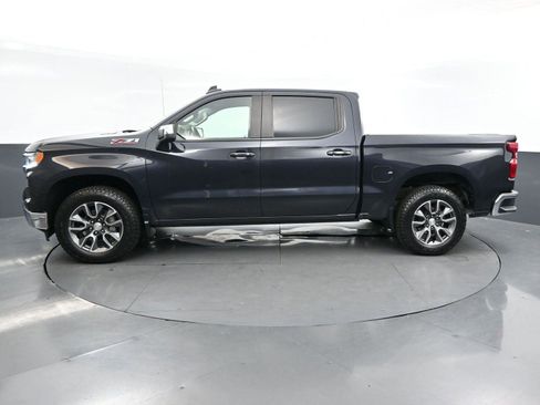 Used 2023 Chevrolet Silverado 1500 LT w/ Z71 Off-Road Package image 4