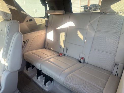 Used 2021 Cadillac Escalade Sport Platinum image 5