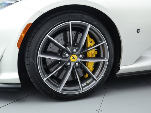 Certified 2022 Ferrari 812 GTS RWD image 16