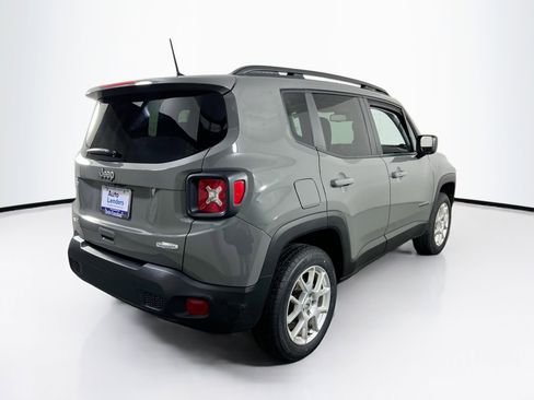 Used 2022 Jeep Renegade Latitude w/ Convenience Group image 5