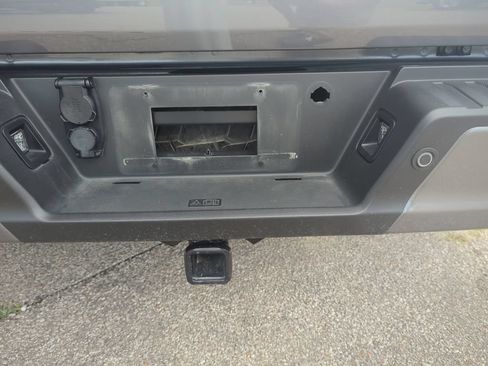 Used 2022 Ford F150 Limited AWD/4WD image 12