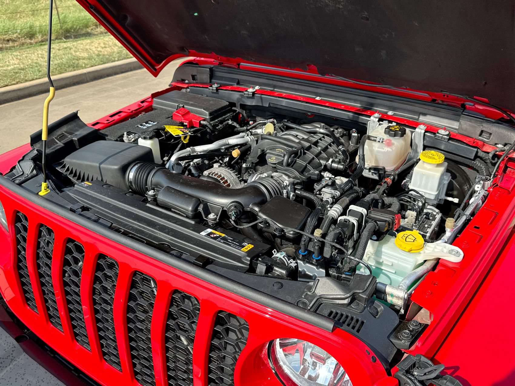 Used 2023 Jeep Gladiator Sport AWD/4WD image 23