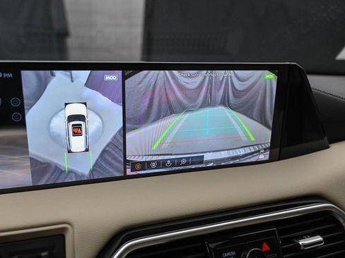 New 2025 Nissan Armada Platinum Reserve image 35