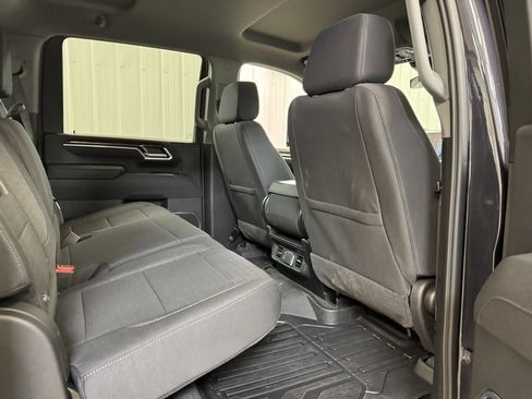 Used 2026 GMC Sierra 3500 SLE w/ Preferred Package image 25