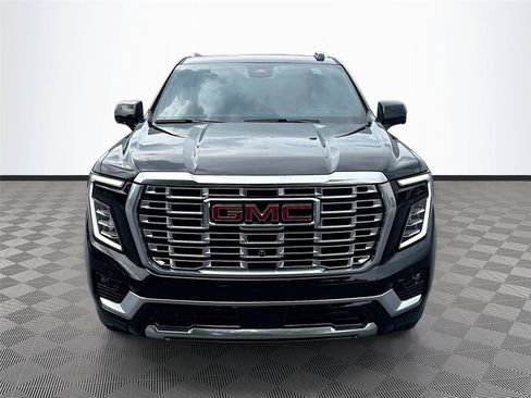 Used 2025 GMC Yukon XL Denali AWD/4WD image 2