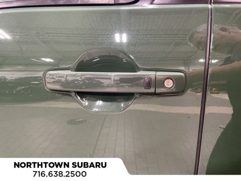 Used 2022 Nissan Frontier SV w/ SV Premium Package image 27