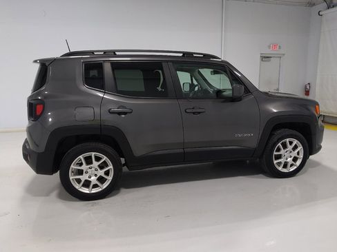 Used 2020 Jeep Renegade Latitude image 10