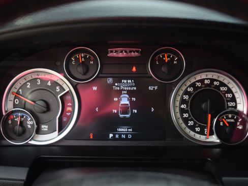 Used 2015 RAM 2500 Laramie image 3