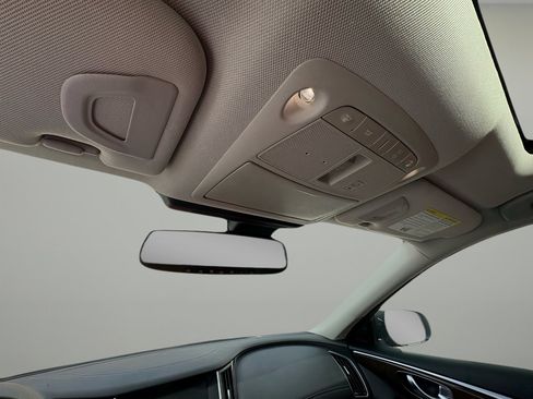 Used 2018 INFINITI Q50 Luxe w/ Essential Package (3.0T Luxe) image 27