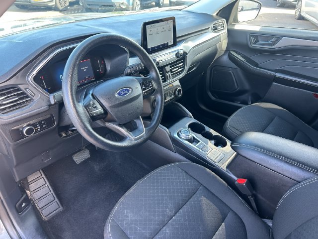 Used 2025 Ford Escape Active AWD/4WD image 25