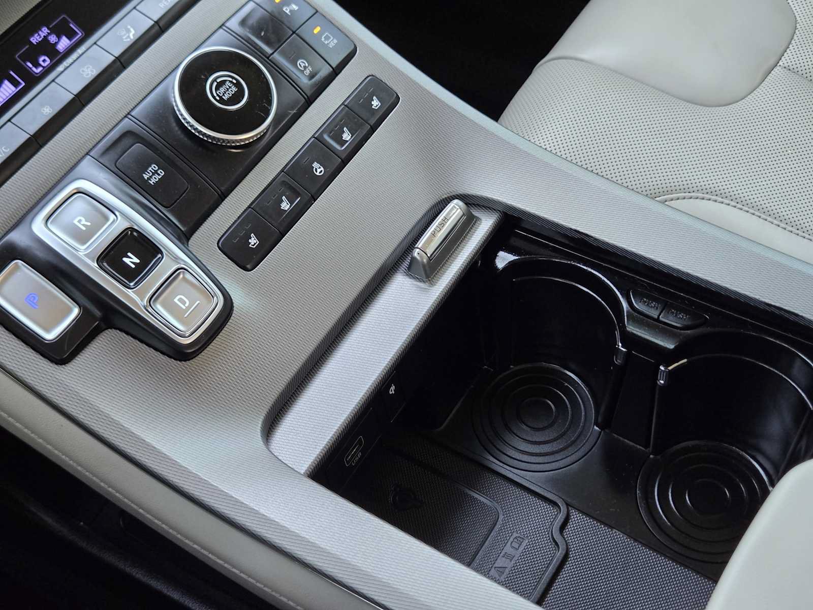 Used 2021 Hyundai Palisade Calligraphy FWD image 19