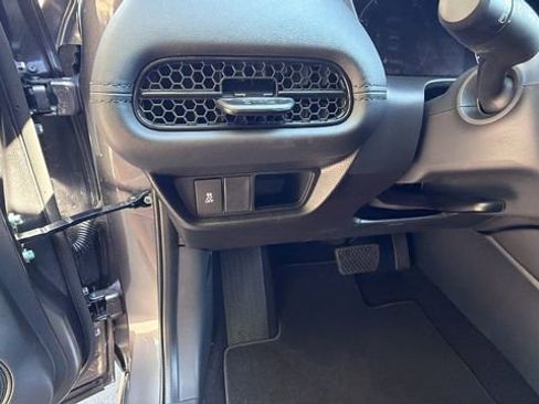 New 2026 Honda HR-V LX image 30